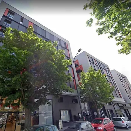 Apartman Studio Cosy Avec Balcon A 20mn Des Champs Elysee