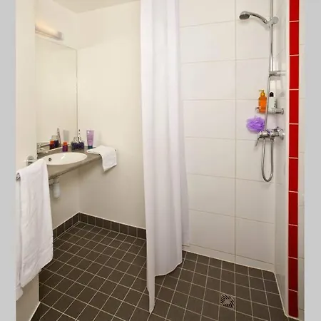 Studio Cosy Avec Balcon A 20mn Des Champs Elysee *